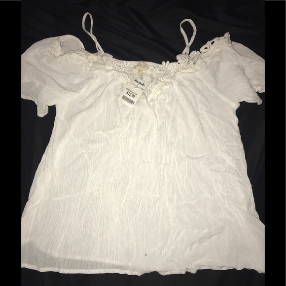 Marshalls Tops - Fall off the shoulder shirt